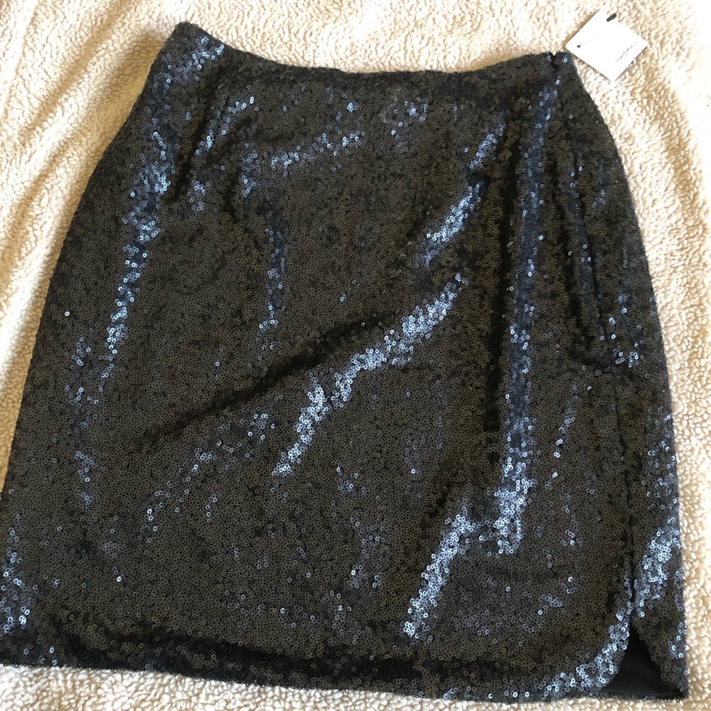 Mini sequined black skirt Halogen